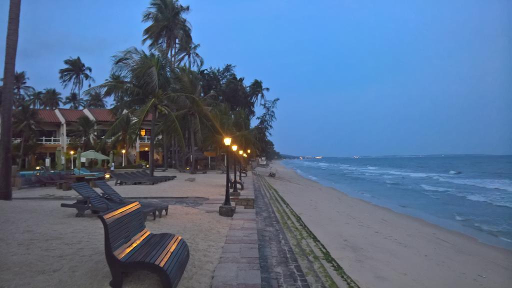 Dynasty Mui Ne Beach Resort Phan Thiet Exterior photo